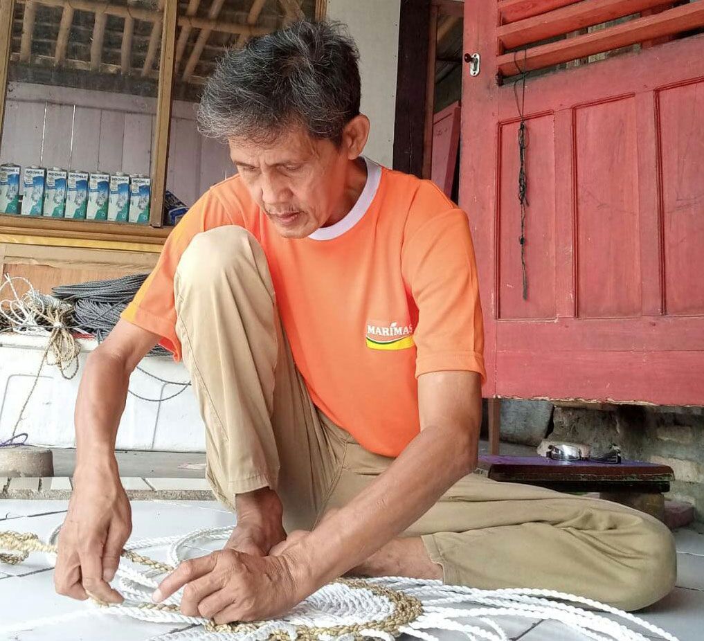 Round Seagrass White & Tan - Sun - 1m